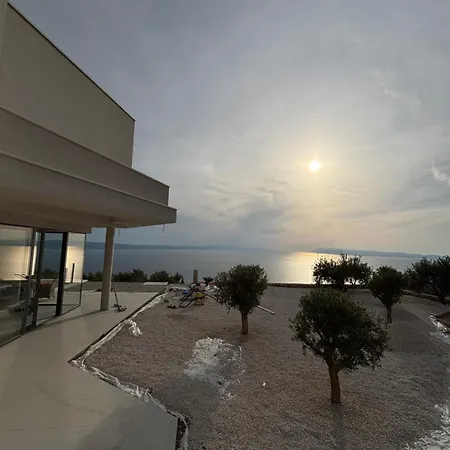Nolandia Villa