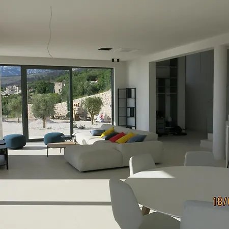 Nolandia Villa Podgora