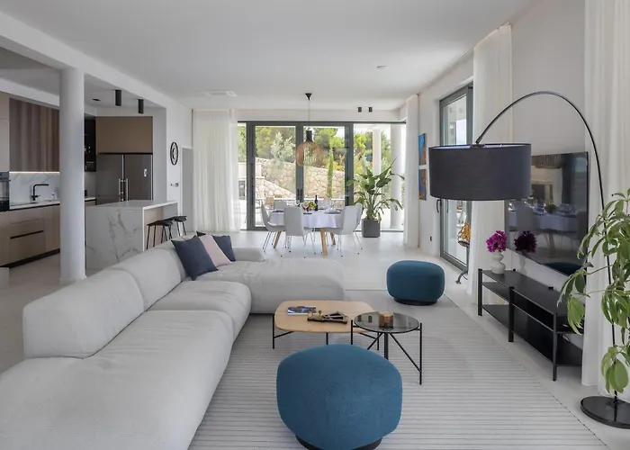 Nolandia * Podgora (Split-Dalmatia)